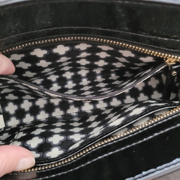 kate spade ♠️ Black & Gold Crossbody Patent Purse - Picture 13 of 14